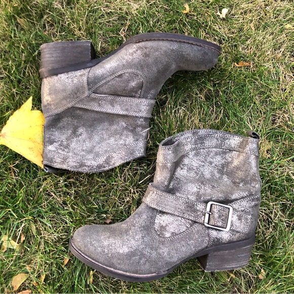 Naughty Monkey Leather Metallic Gray Booties - Picture 2 of 8